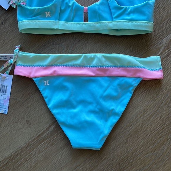 LoveShackFancy X HURLEY MAX COLORBLOCK BIKINI SET - Picture 14 of 15